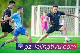 哈兰德再创英超金靴传奇三连冠
